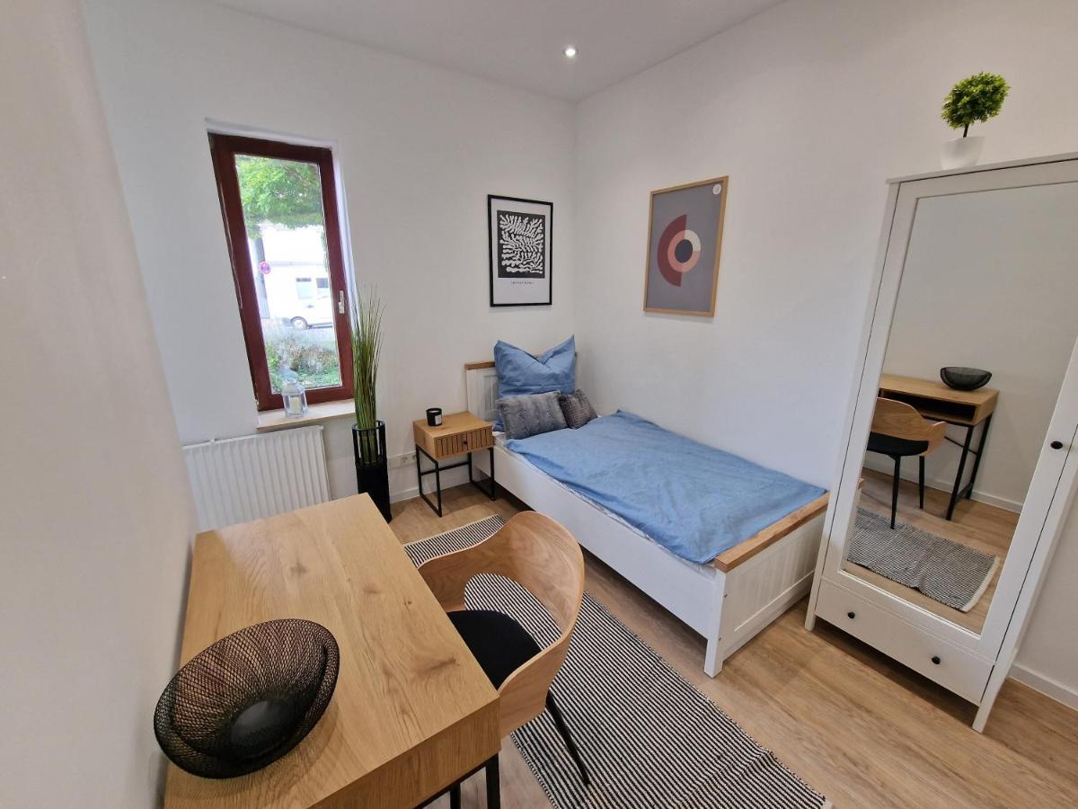 1 Bedroom Im Zentrum *